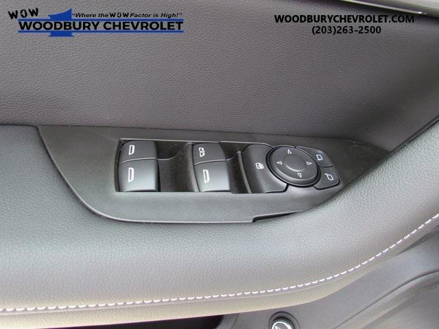 new 2025 Chevrolet Blazer car
