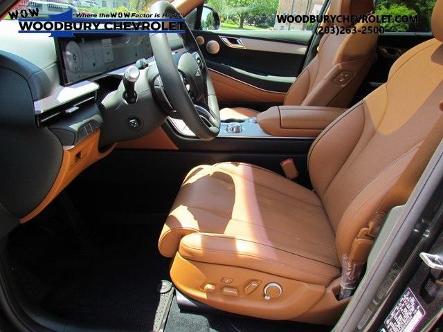 used 2025 Genesis GV80 car, priced at $68,990