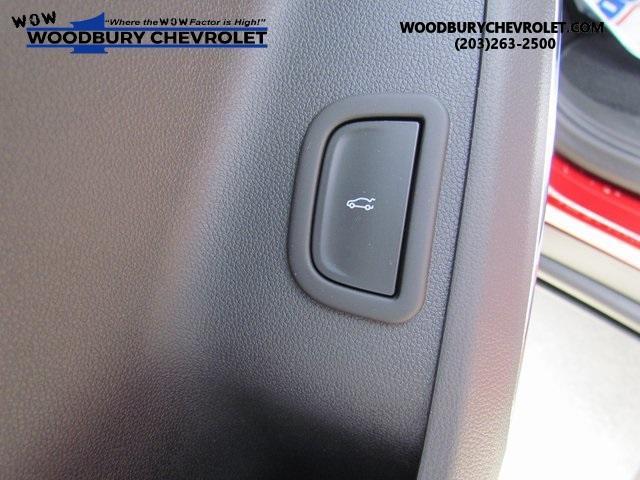 new 2025 Chevrolet Traverse car