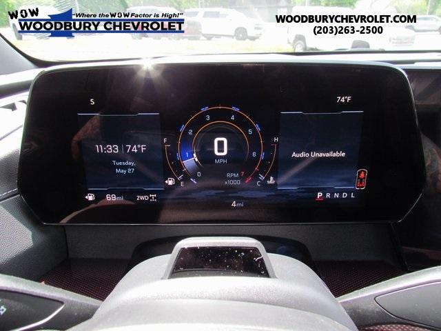 new 2025 Chevrolet Traverse car