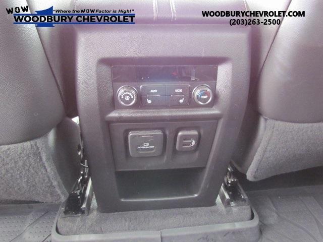 used 2023 Chevrolet Traverse car, priced at $36,900