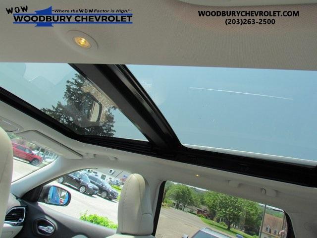 used 2019 Jeep Cherokee car, priced at $18,490