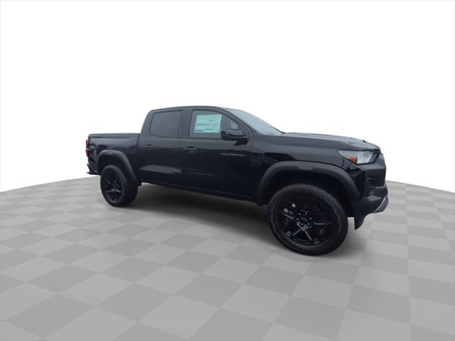 new 2024 Chevrolet Colorado car, priced at $43,095