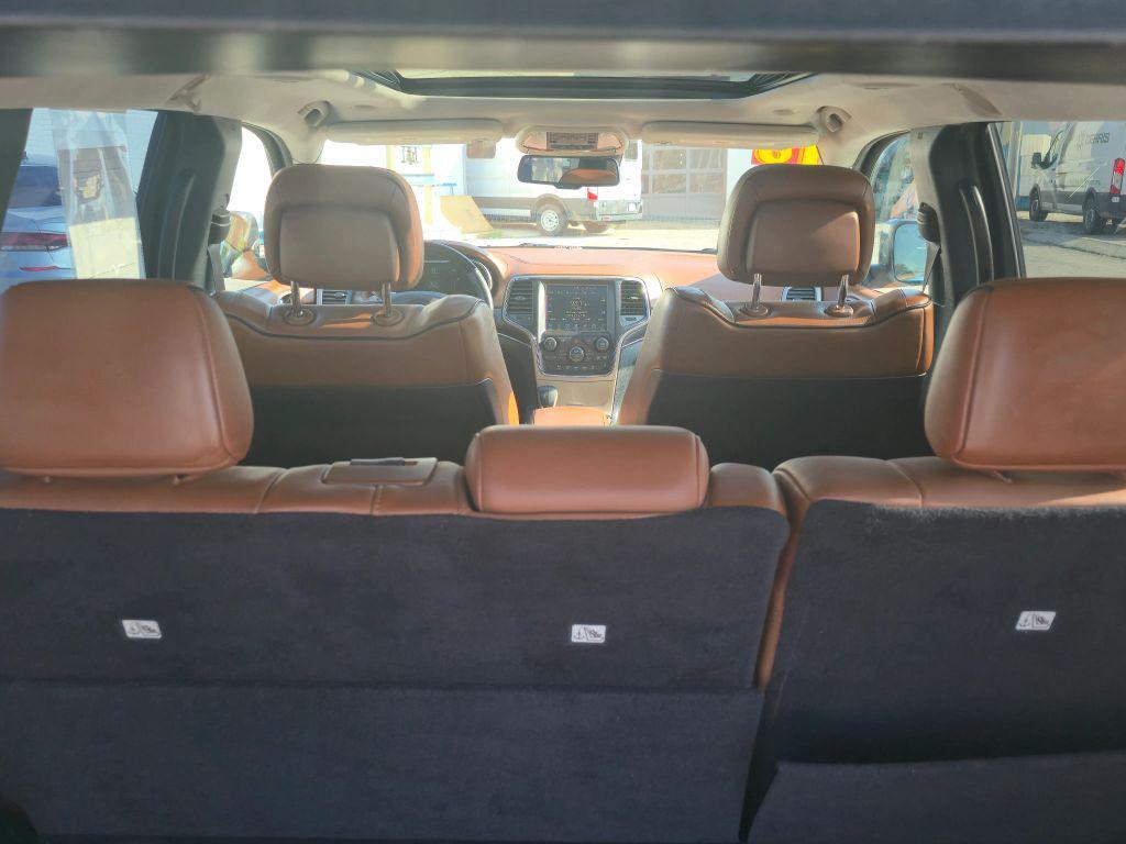 used 2016 Jeep Grand Cherokee car, priced at $15,995