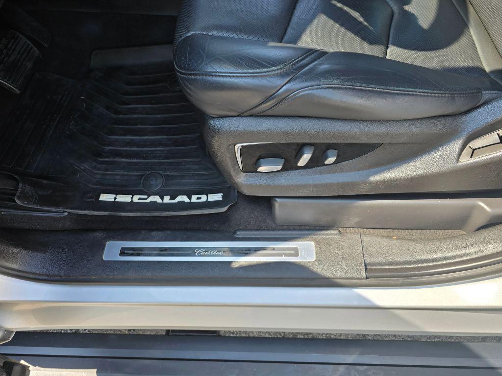 used 2017 Cadillac Escalade car, priced at $26,395