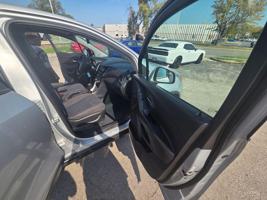 used 2020 Chevrolet Trax car, priced at $11,995