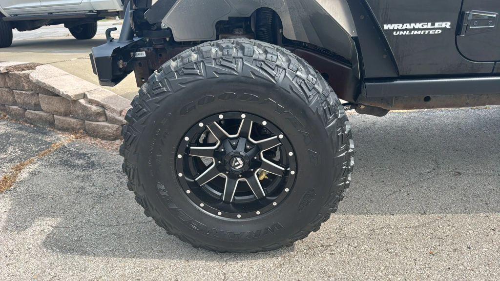 used 2010 Jeep Wrangler Unlimited car, priced at $18,995
