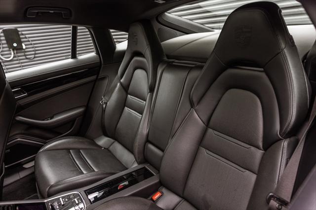used 2022 Porsche Panamera e-Hybrid car, priced at $85,998