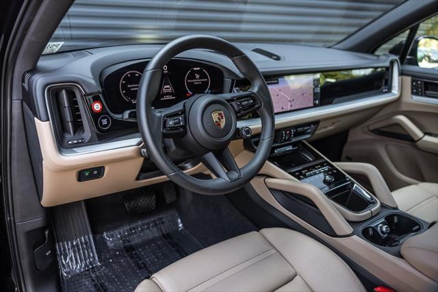 used 2025 Porsche Cayenne car, priced at $91,998