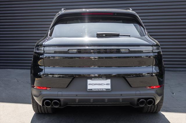 used 2025 Porsche Cayenne car, priced at $91,998