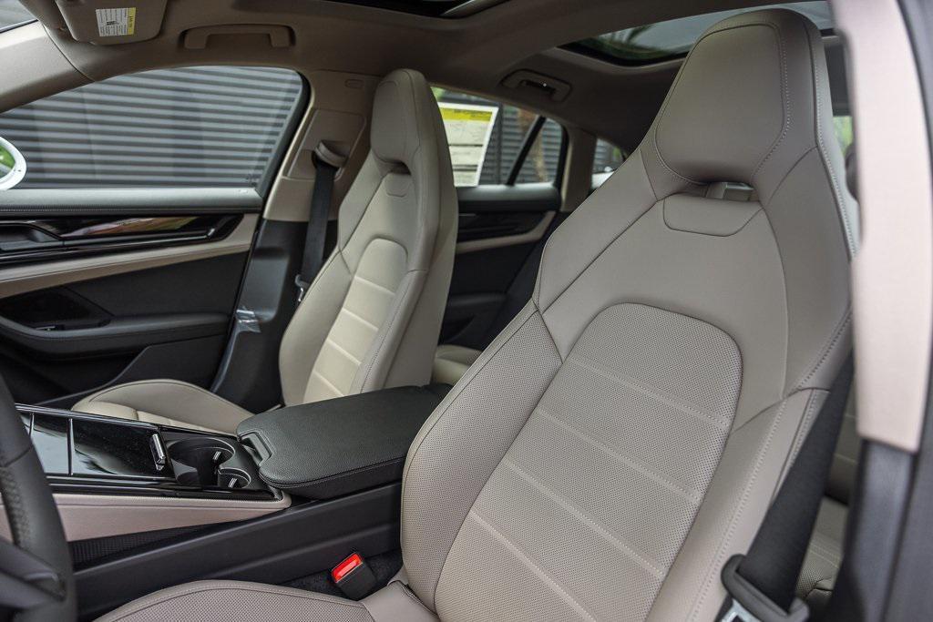 new 2026 Porsche Panamera car, priced at $126,350