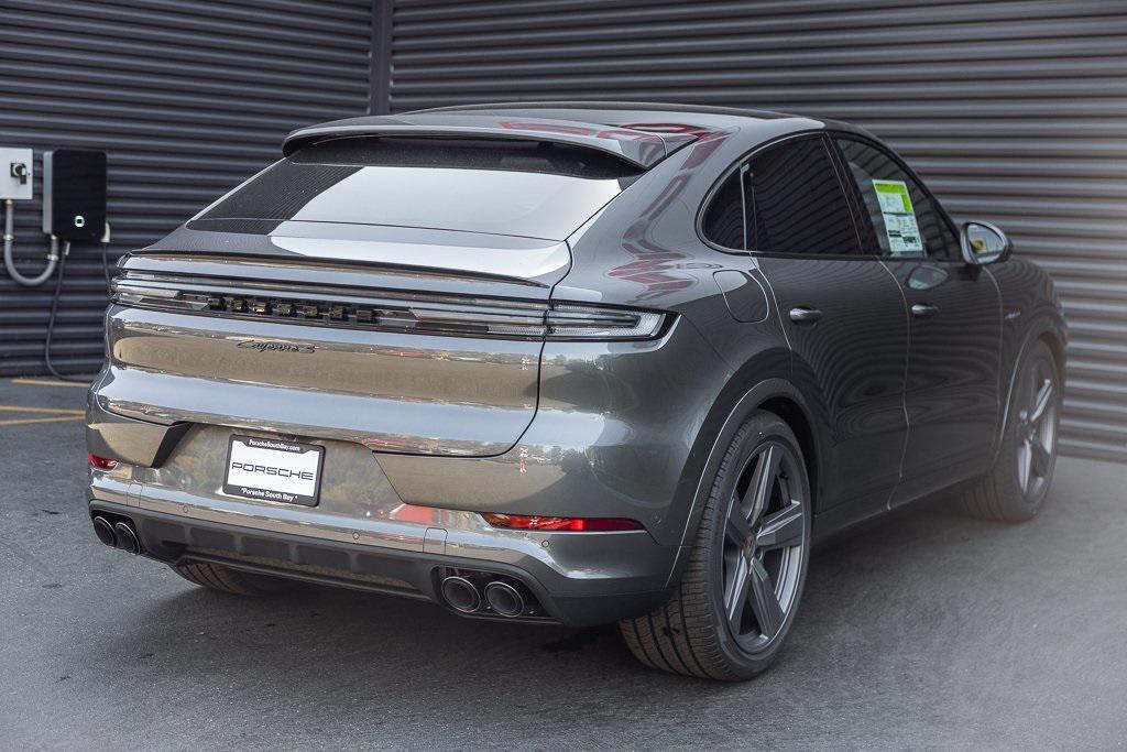 new 2025 Porsche Cayenne car, priced at $156,565