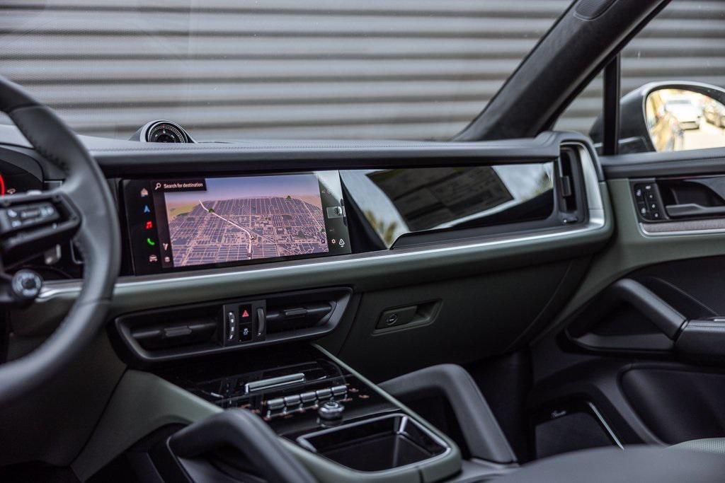 new 2025 Porsche Cayenne car, priced at $156,565