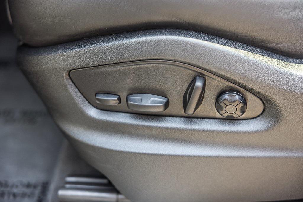 used 2025 Porsche Cayenne car, priced at $129,998