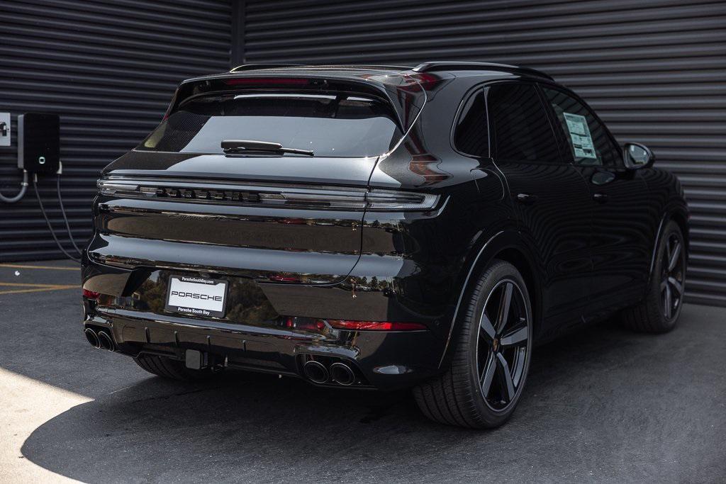 new 2025 Porsche Cayenne car, priced at $169,305