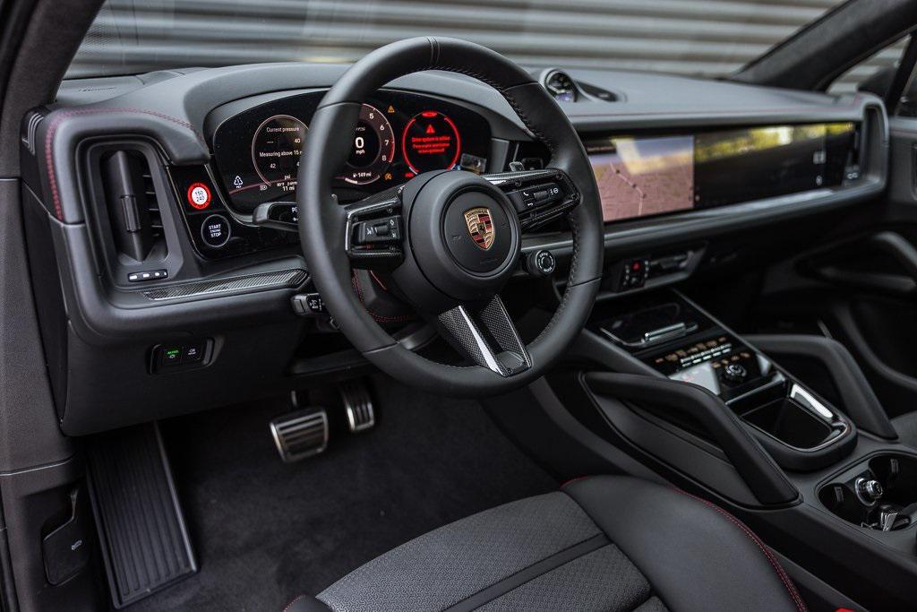 new 2025 Porsche Cayenne car, priced at $169,305