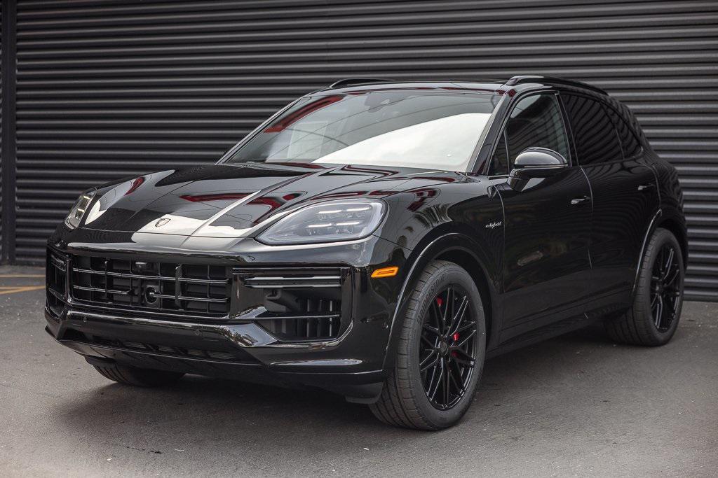 new 2025 Porsche Cayenne car, priced at $195,995