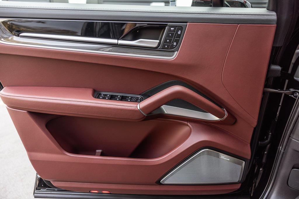 new 2025 Porsche Cayenne car, priced at $195,995