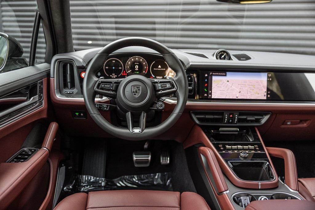 new 2025 Porsche Cayenne car, priced at $195,995