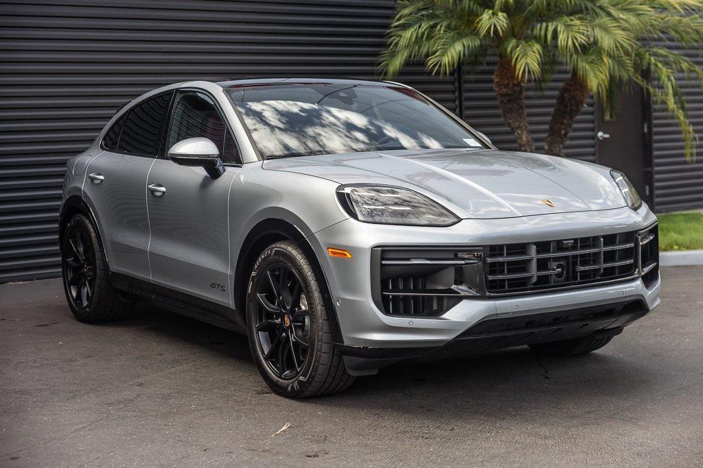 used 2025 Porsche Cayenne car, priced at $156,998