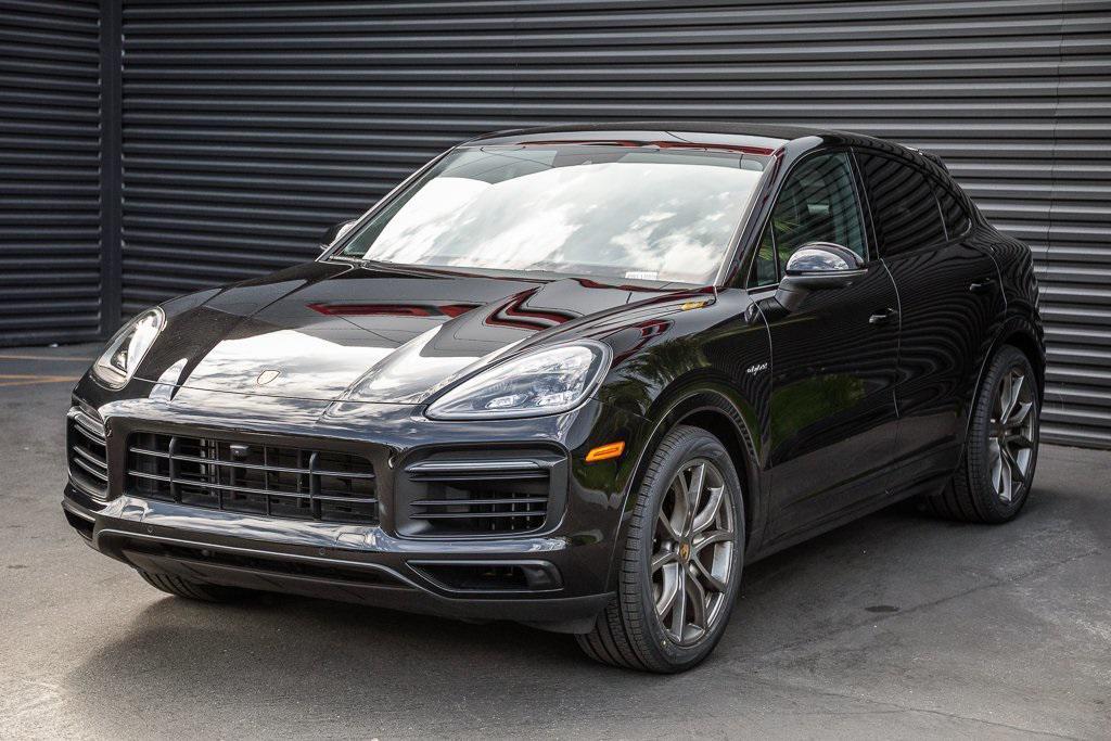 used 2022 Porsche Cayenne car, priced at $71,998