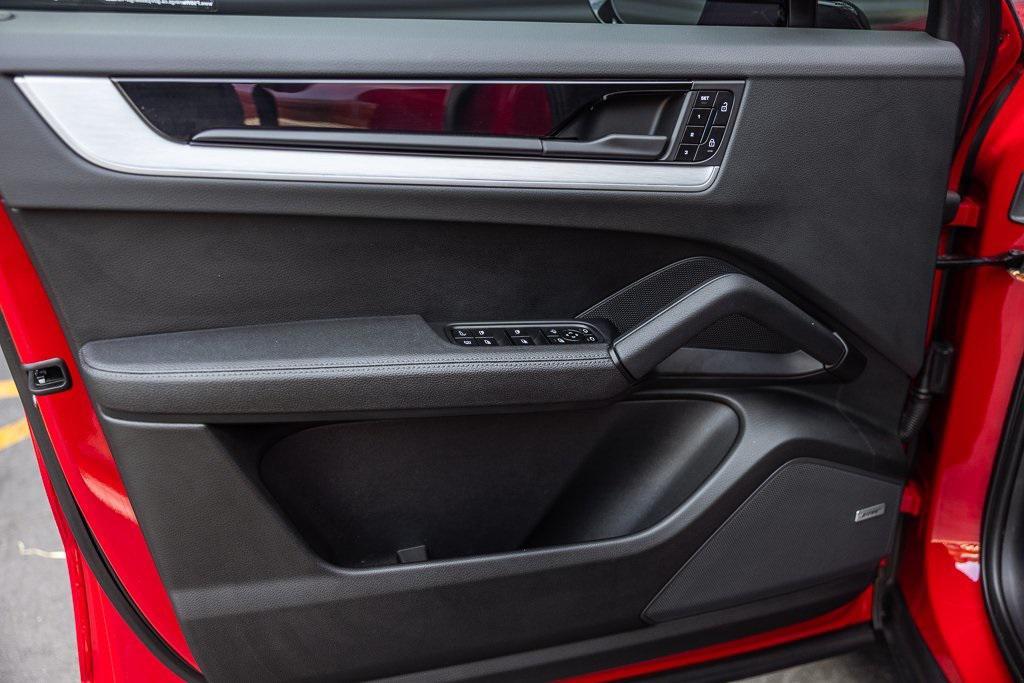 used 2024 Porsche Cayenne car, priced at $92,998