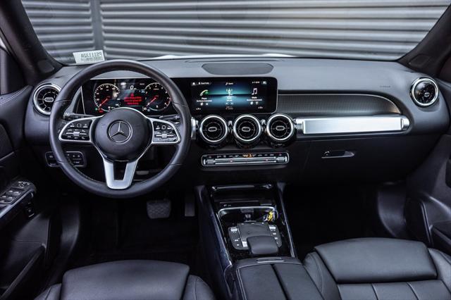 used 2021 Mercedes-Benz GLB 250 car, priced at $29,498