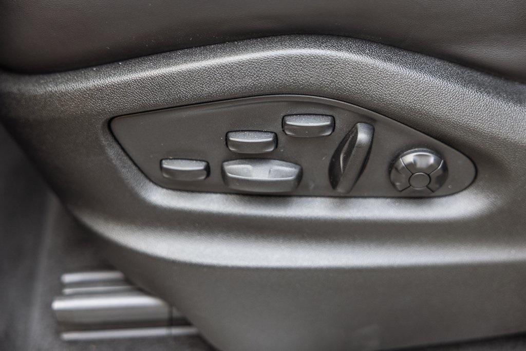 used 2023 Porsche Cayenne car, priced at $131,998