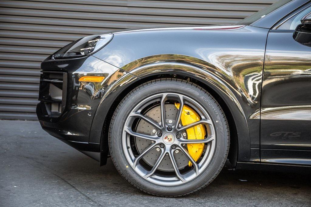 new 2026 Porsche Cayenne car, priced at $193,690