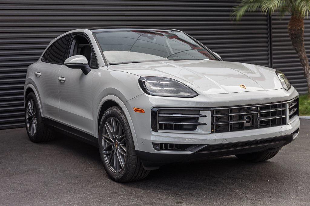 new 2025 Porsche Cayenne car, priced at $112,895