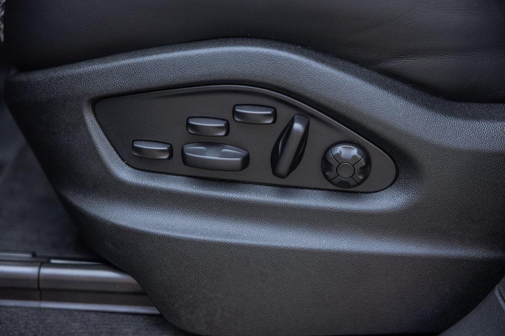 new 2025 Porsche Cayenne car, priced at $171,615