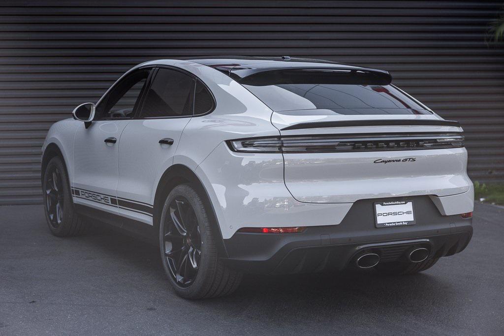 new 2025 Porsche Cayenne car, priced at $171,615