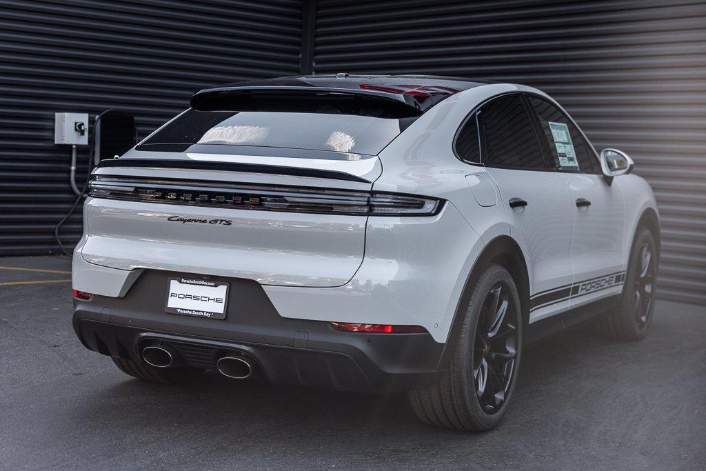 new 2025 Porsche Cayenne car, priced at $171,615