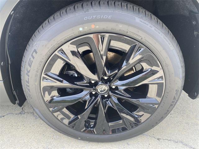new 2025 Mazda CX-90 car, priced at $48,625