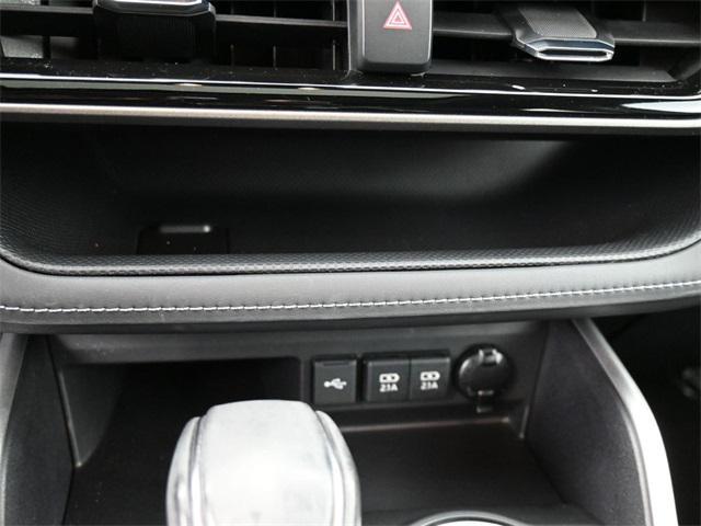 used 2021 Toyota Highlander car, priced at $34,990