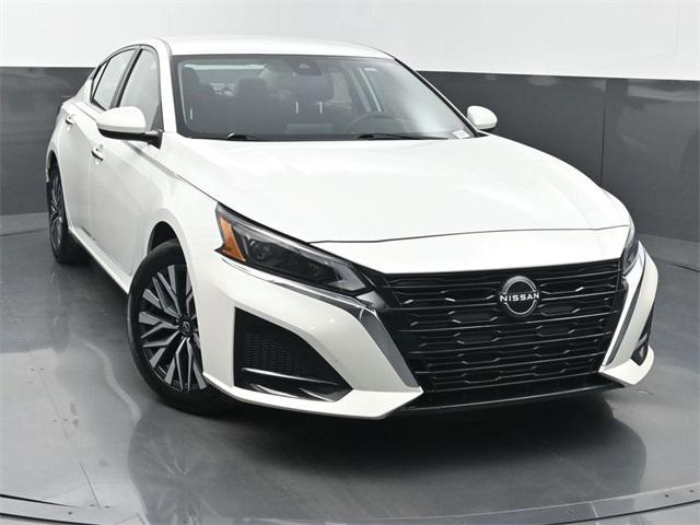 used 2023 Nissan Altima car, priced at $21,990