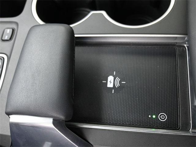 used 2022 Acura MDX car, priced at $45,990