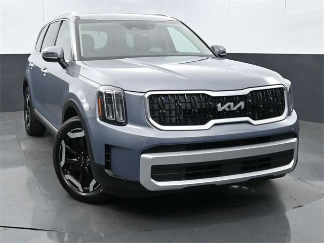 used 2023 Kia Telluride car, priced at $37,400