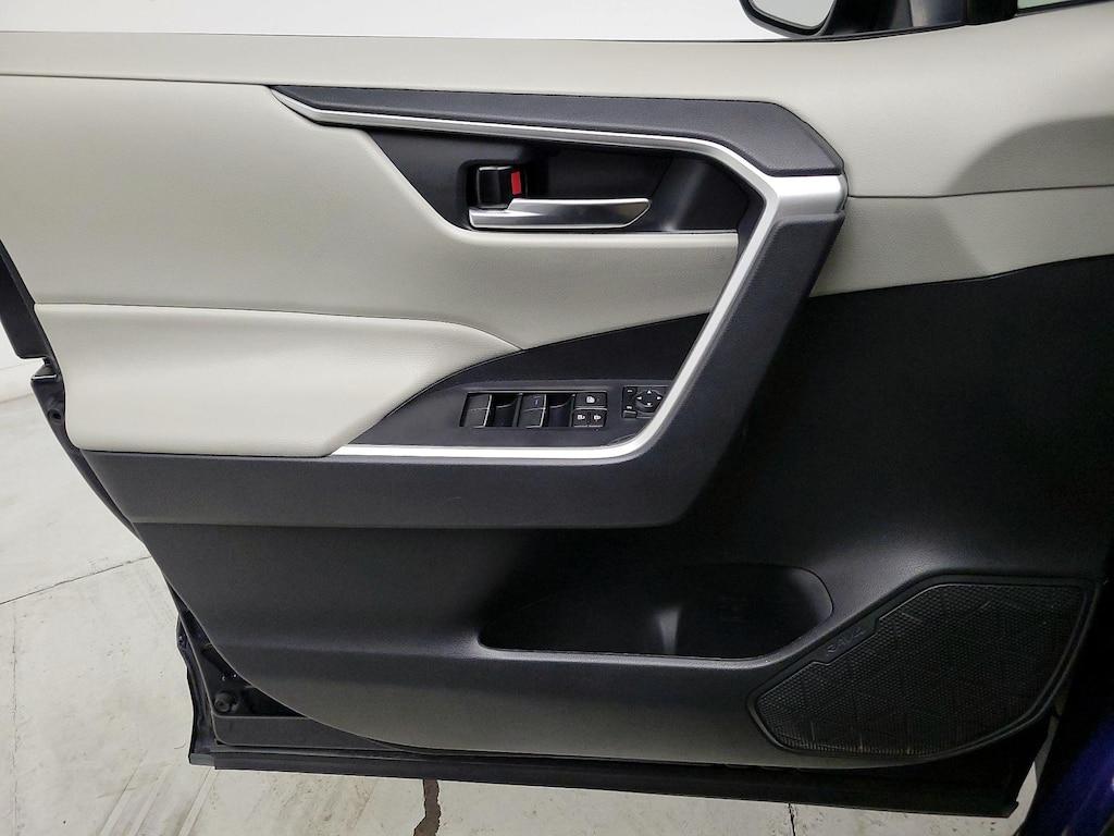 used 2020 Toyota RAV4 car, priced at $29,998