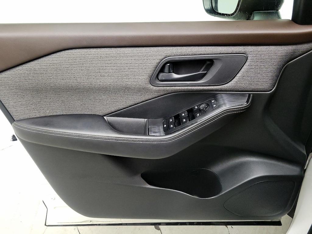 used 2021 Nissan Rogue car, priced at $20,998