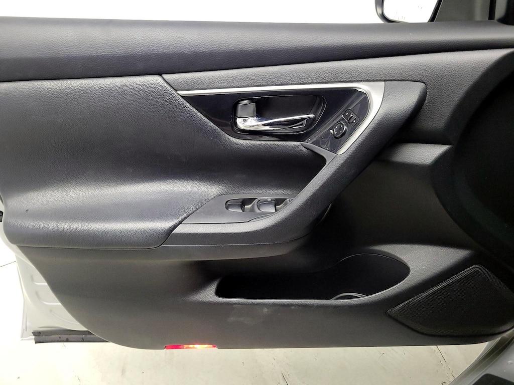 used 2014 Nissan Altima car, priced at $15,998