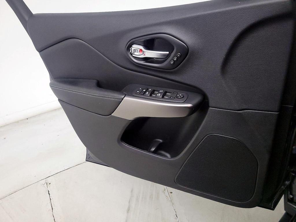 used 2022 Jeep Cherokee car, priced at $27,998