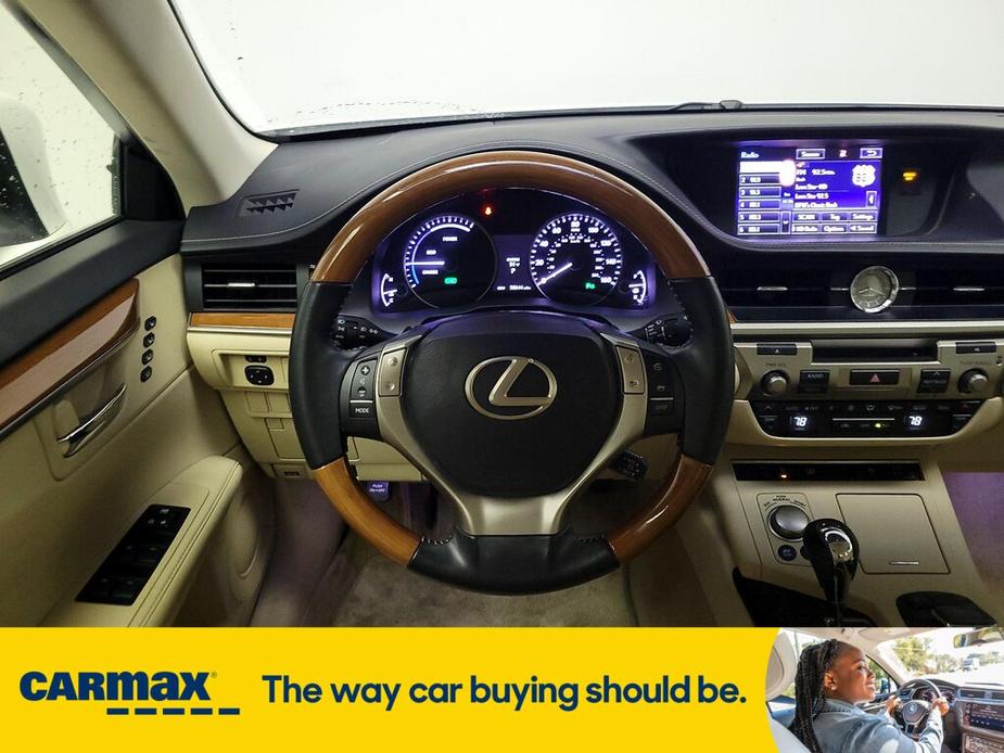 used 2015 Lexus ES 300h car, priced at $23,998