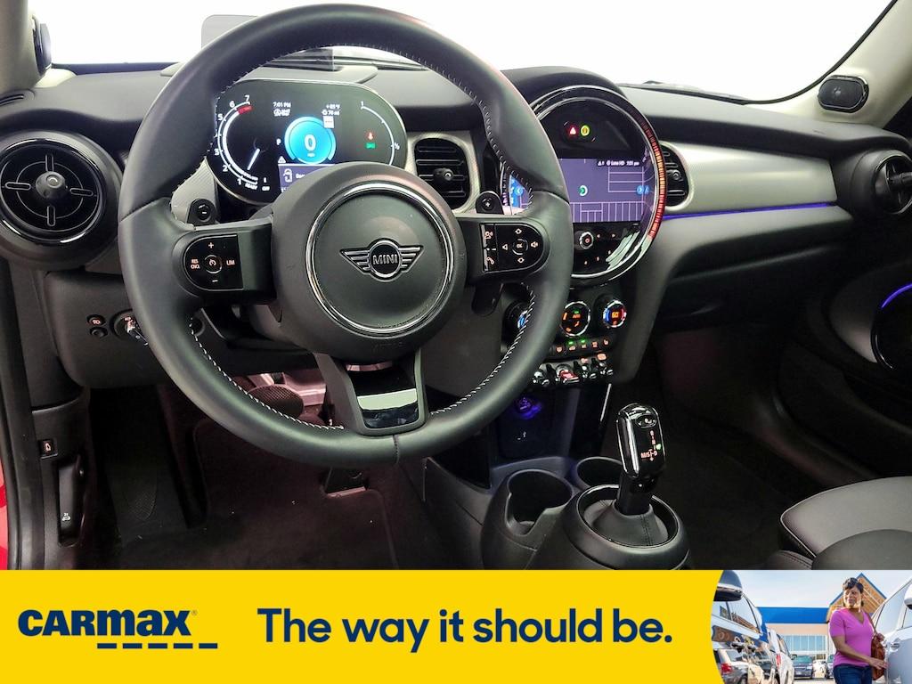 used 2023 MINI Hardtop car, priced at $27,998