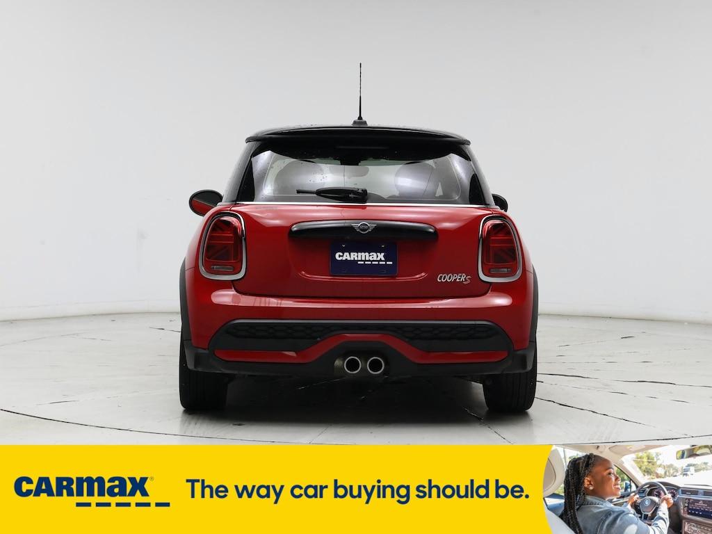 used 2023 MINI Hardtop car, priced at $27,998