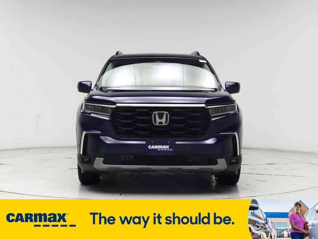 used 2024 Honda Pilot car, priced at $43,998