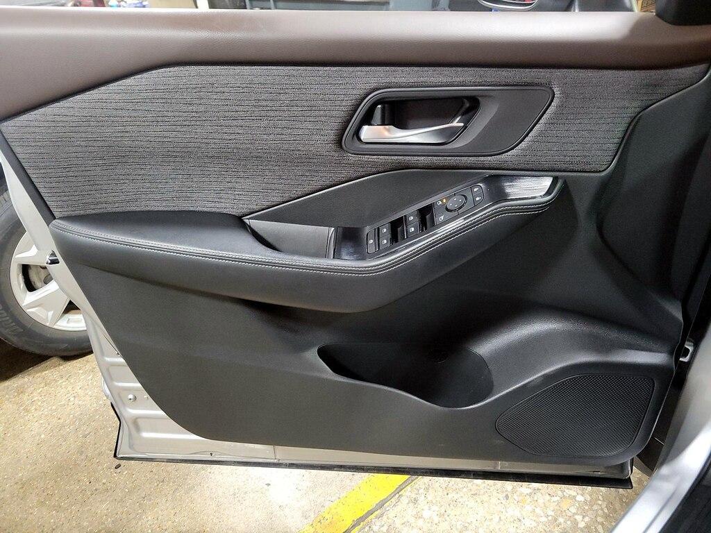 used 2022 Nissan Rogue car, priced at $22,998