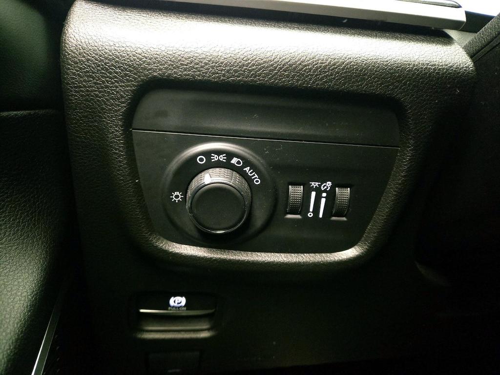 used 2022 Jeep Grand Cherokee car, priced at $27,998