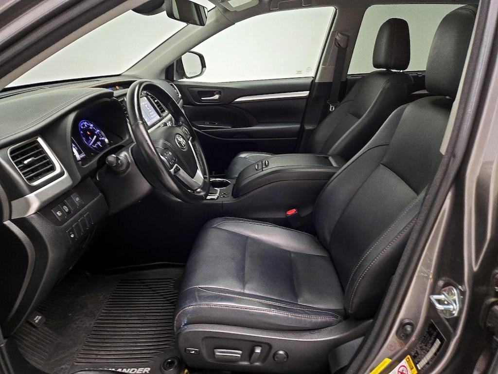used 2018 Toyota Highlander car, priced at $26,998