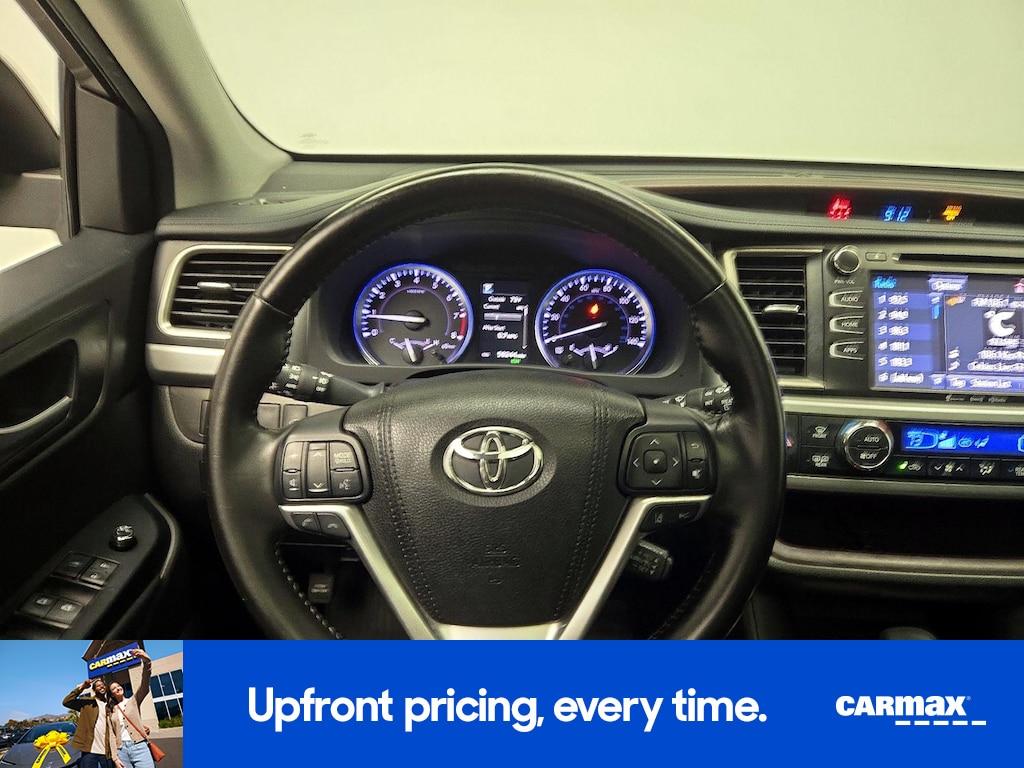 used 2018 Toyota Highlander car, priced at $26,998